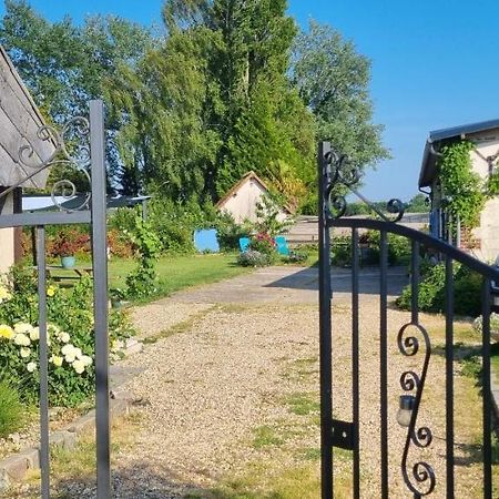 Bed and Breakfast La Cle Des Champs Asnieres  Exteriér fotografie