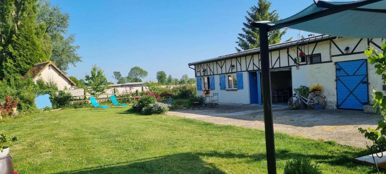 Bed and Breakfast La Cle Des Champs Asnieres  Exteriér fotografie